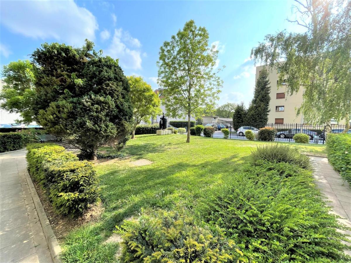 Brossolette Appartement T2 Spacieux Et Lumineux Balcon Vue Degagee Реймс Экстерьер фото